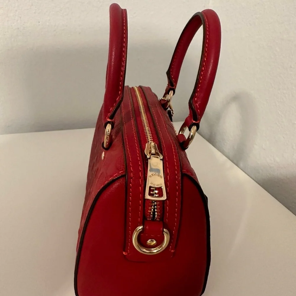 Mini red coach bag - Picture 5 of 8